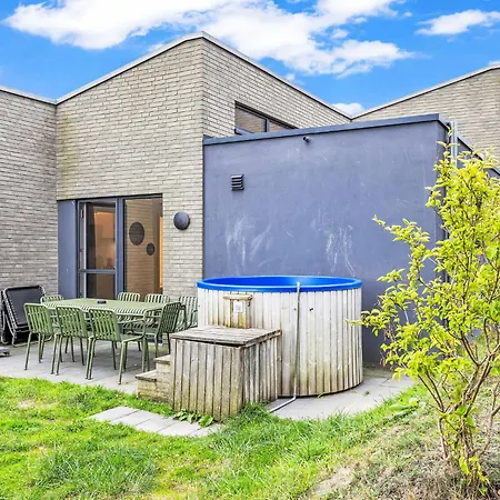 Freier Feldblick Mit Hottub By Interhome * Lembruch