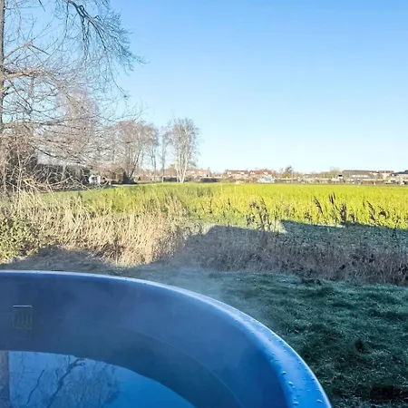 Tatil Evi Freier Feldblick Mit Hottub By Interhome *
